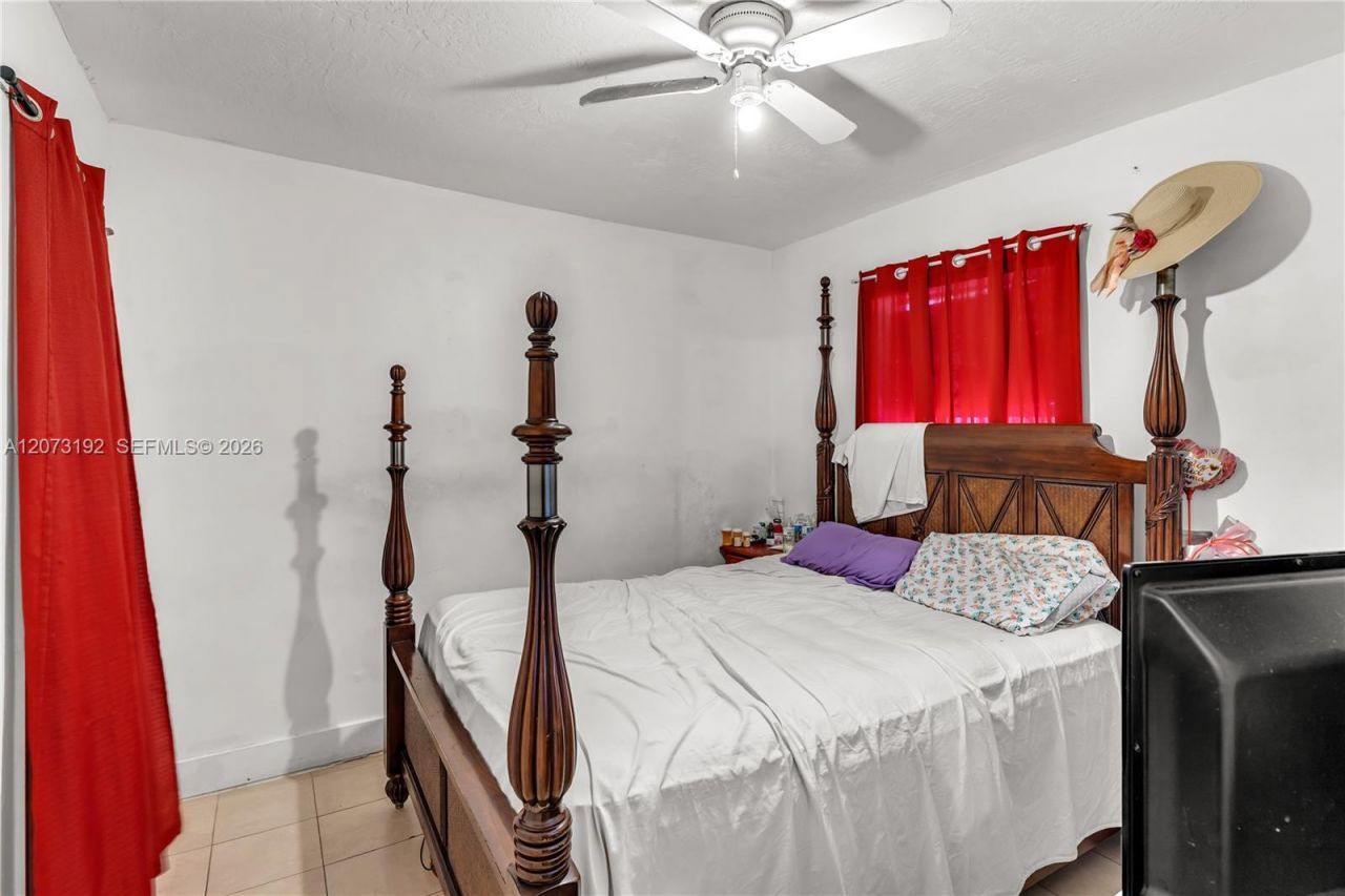 2180 NW 30th St , Miami, FL 33142 Photo