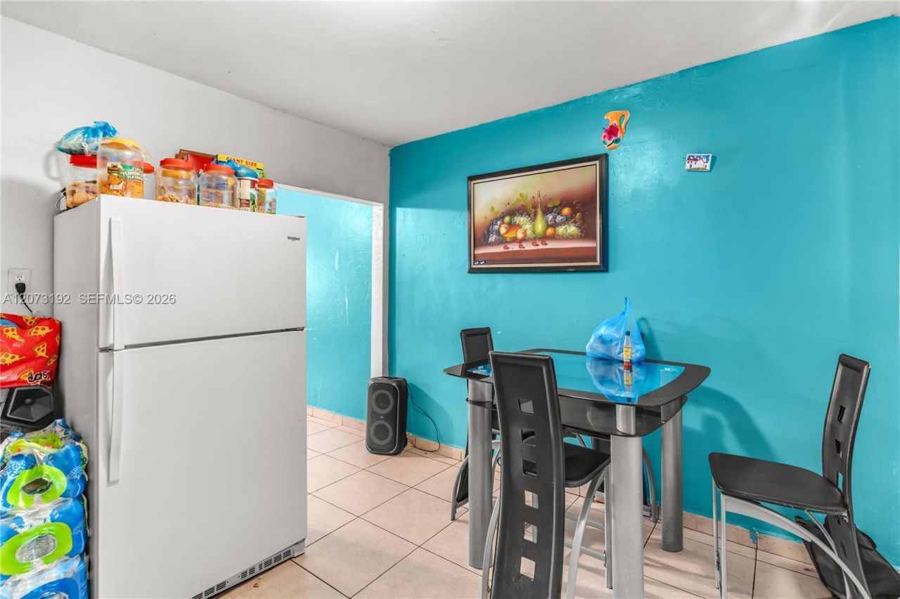 2180 NW 30th St , Miami, FL 33142 Photo