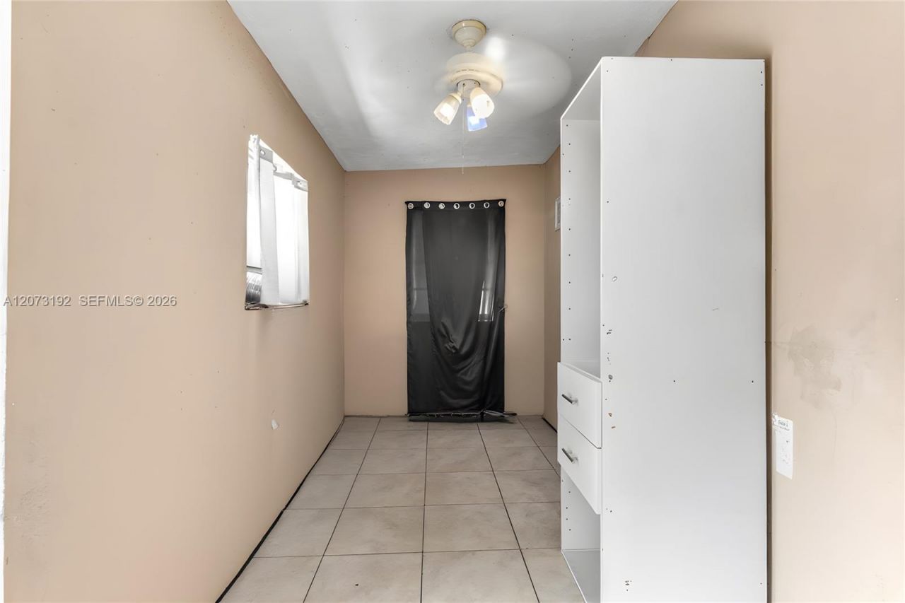 2180 NW 30th St , Miami, FL 33142 Photo