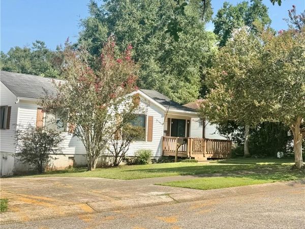 302 Siena Vista, Mobile, AL 36607
