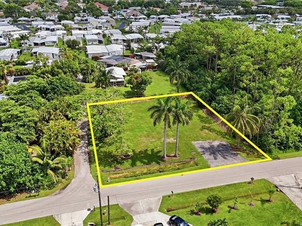 3417 Guilford RD , NAPLES, FL 34112