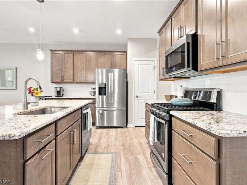 27878 Birchwood Court , Westlake, OH 44145 Photo 6