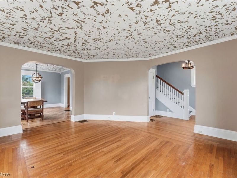 384 Bank Street , Painesville, OH 44077 Photo 17