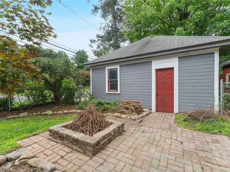 384 Bank Street , Painesville, OH 44077 Photo 42
