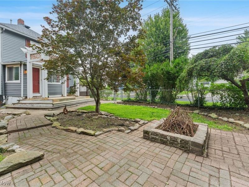 384 Bank Street , Painesville, OH 44077 Photo 43