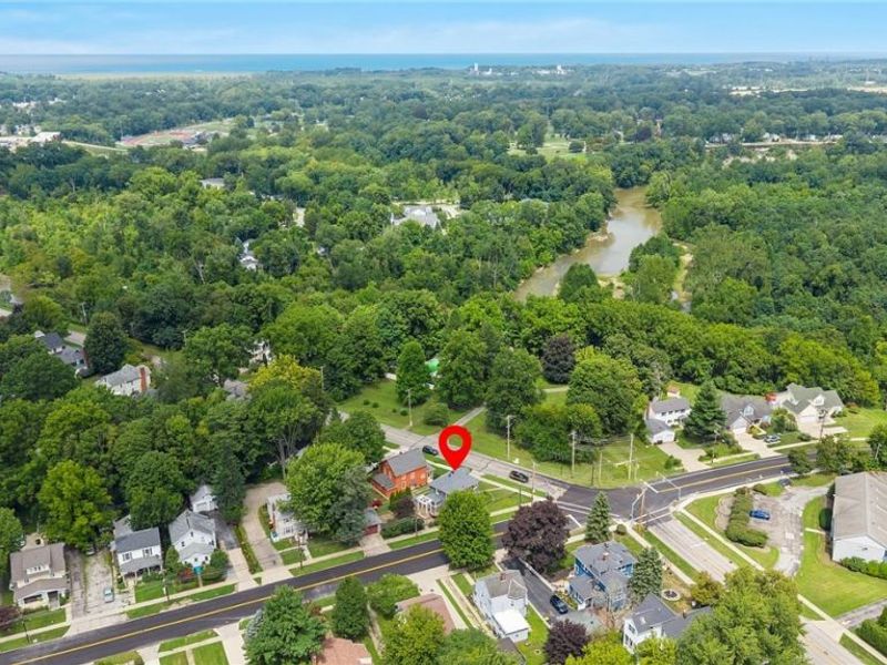 384 Bank Street , Painesville, OH 44077 Photo 8