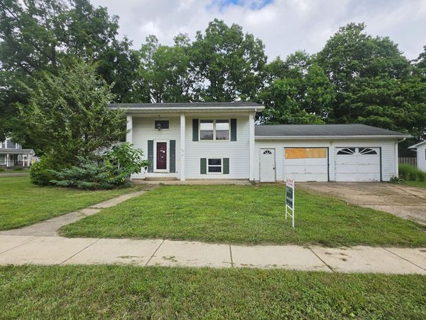 100 Clinton Street, Homer, MI 49245
