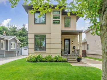 1520 Bennaville Avenue, Birmingham, Mi 48009