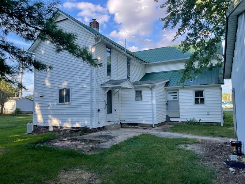 16693 Main Street, Williamsport, OH 43164 Photo 2