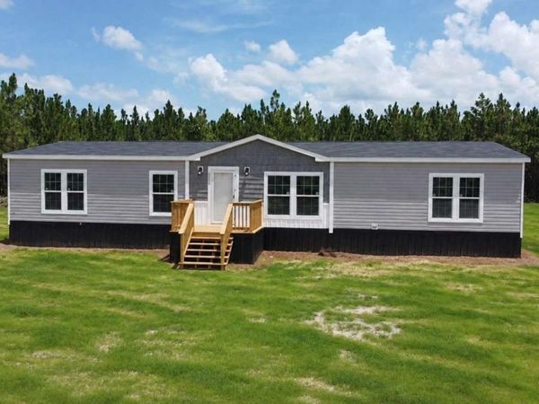 5240 Owens Road, Blackshear, GA 31516