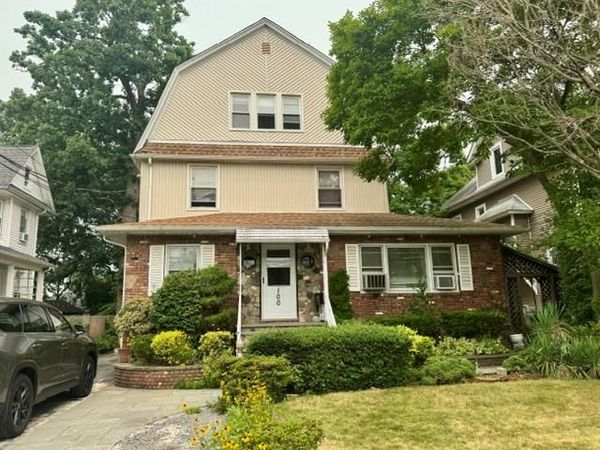 100 Earle Avenue , Unit 1, Lynbrook, NY 11563