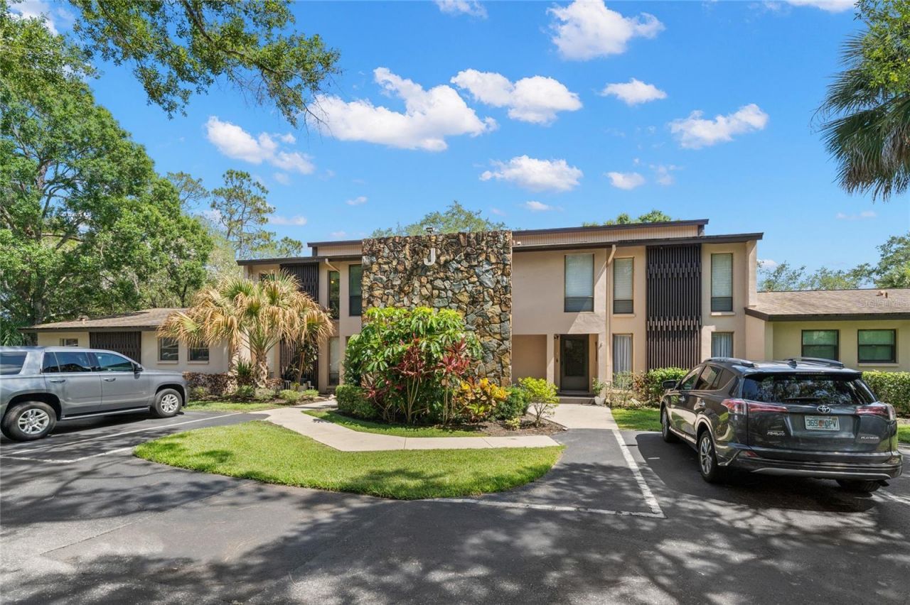 1400 Tarpon Woods Boulevard , Unit D5, Palm Harbor, FL 34685 Main Photo