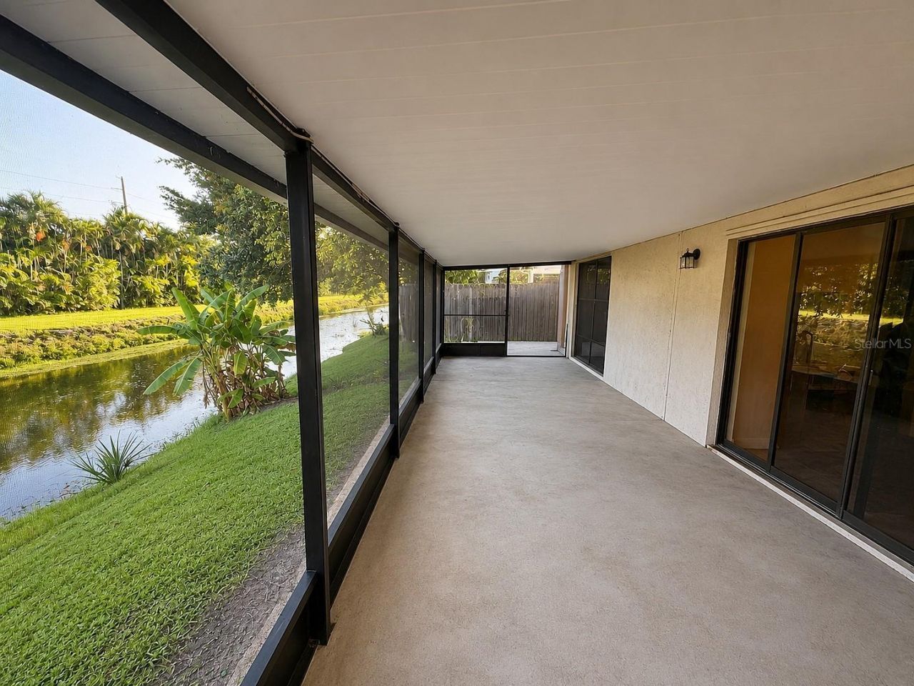 33 Peachtree Place, Boynton Beach, FL 33436 Photo