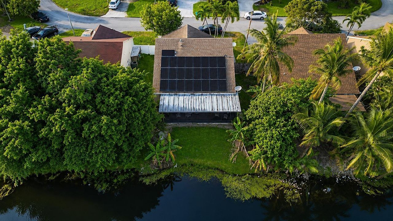 33 Peachtree Place, Boynton Beach, FL 33436 Photo