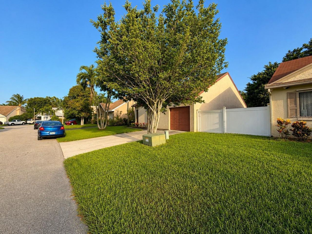 33 Peachtree Place, Boynton Beach, FL 33436 Photo