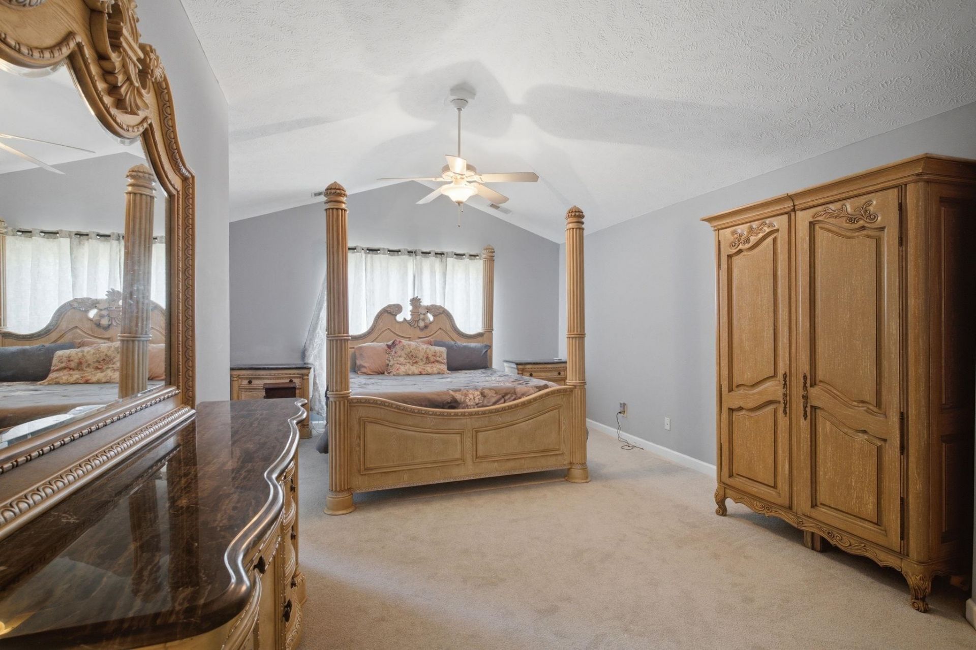 309 Meadowside Dr. Photo 17