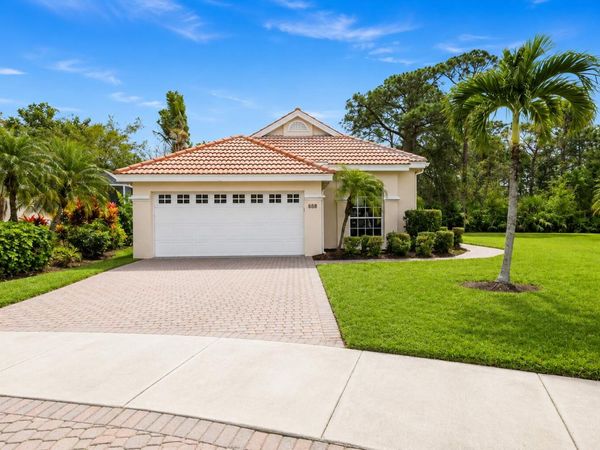 546 SW NEW CASTLE Cove, Port St. Lucie, FL 34986