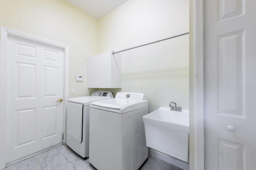 546 SW New Castle Cove, Port Saint Lucie, FL 34986 Photo