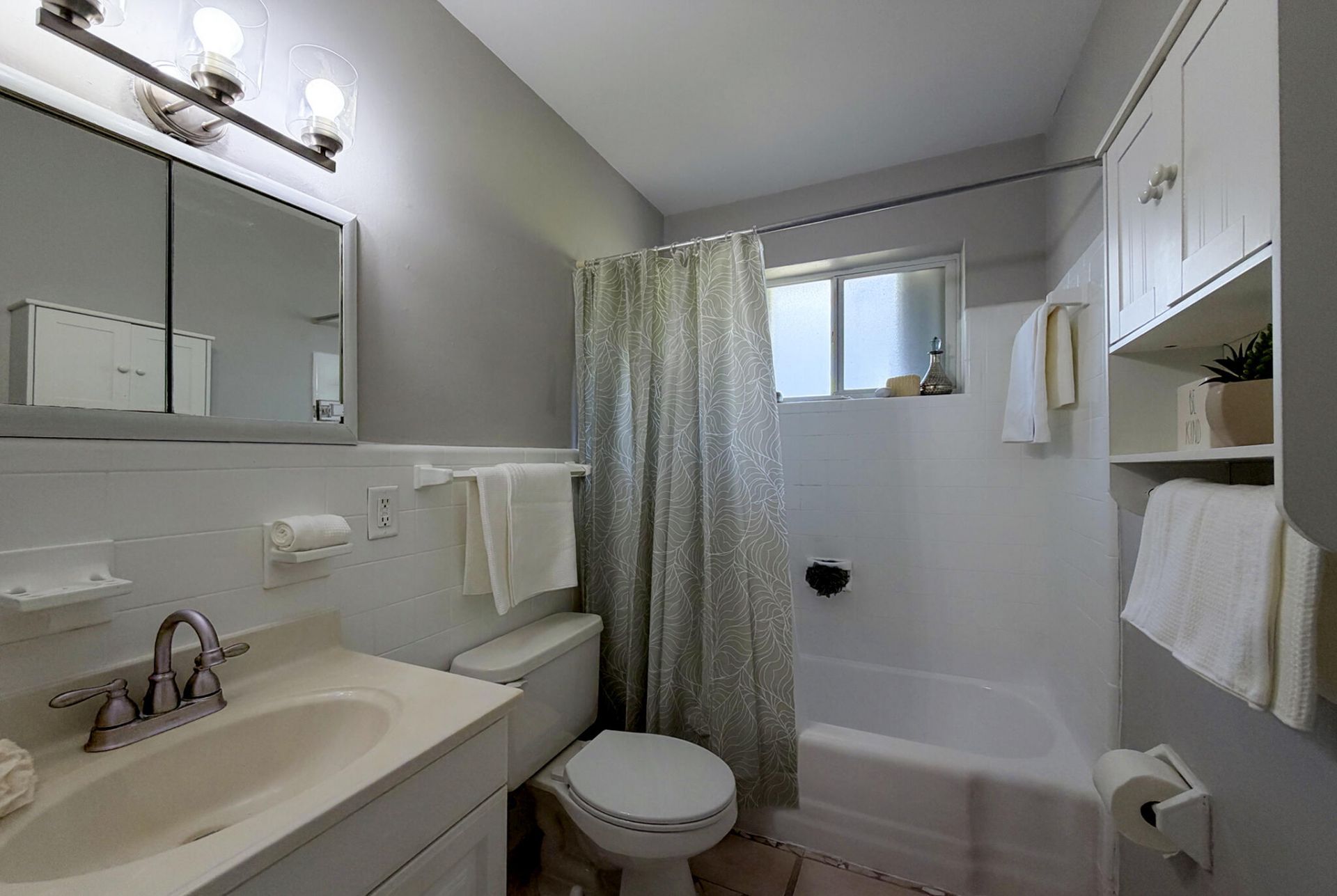 5932 NE 17th Road, Fort Lauderdale, FL 33334 Photo