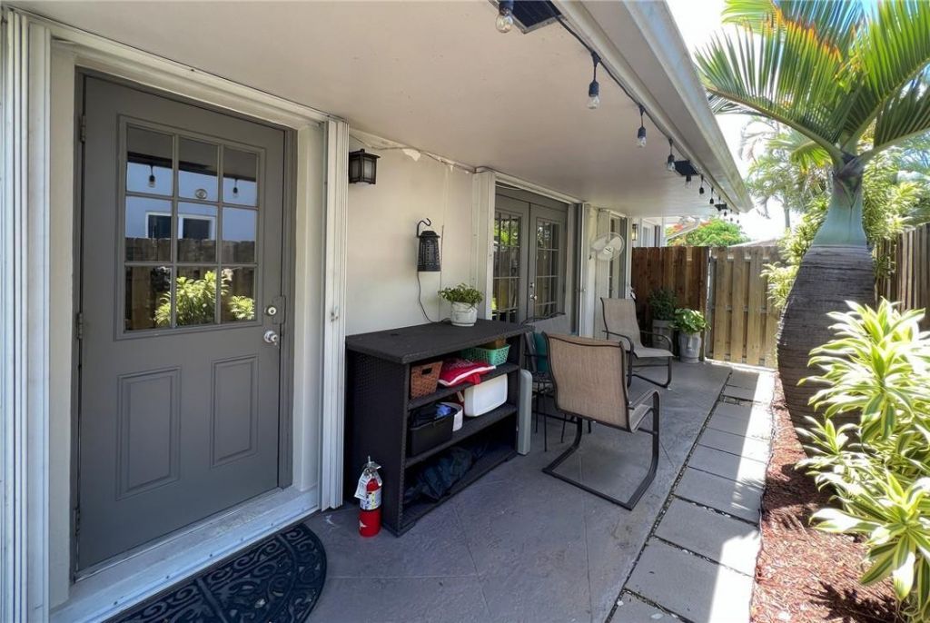 5932 NE 17th Road, Fort Lauderdale, FL 33334 Photo