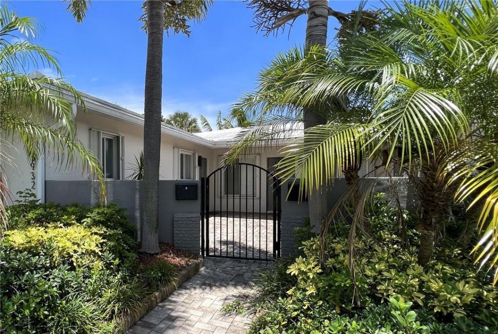 5932 NE 17th Road, Fort Lauderdale, FL 33334 Photo