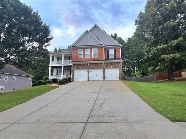 55 Colonial Court , Senoia, GA 30276