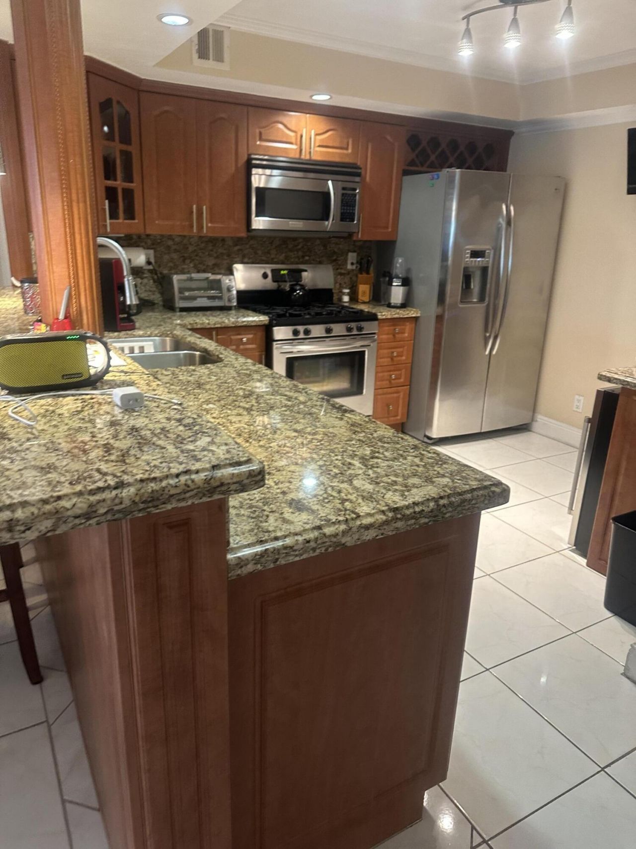 3140 S Ocean Drive, Unit 210, Hallandale Beach, FL 33009 Photo