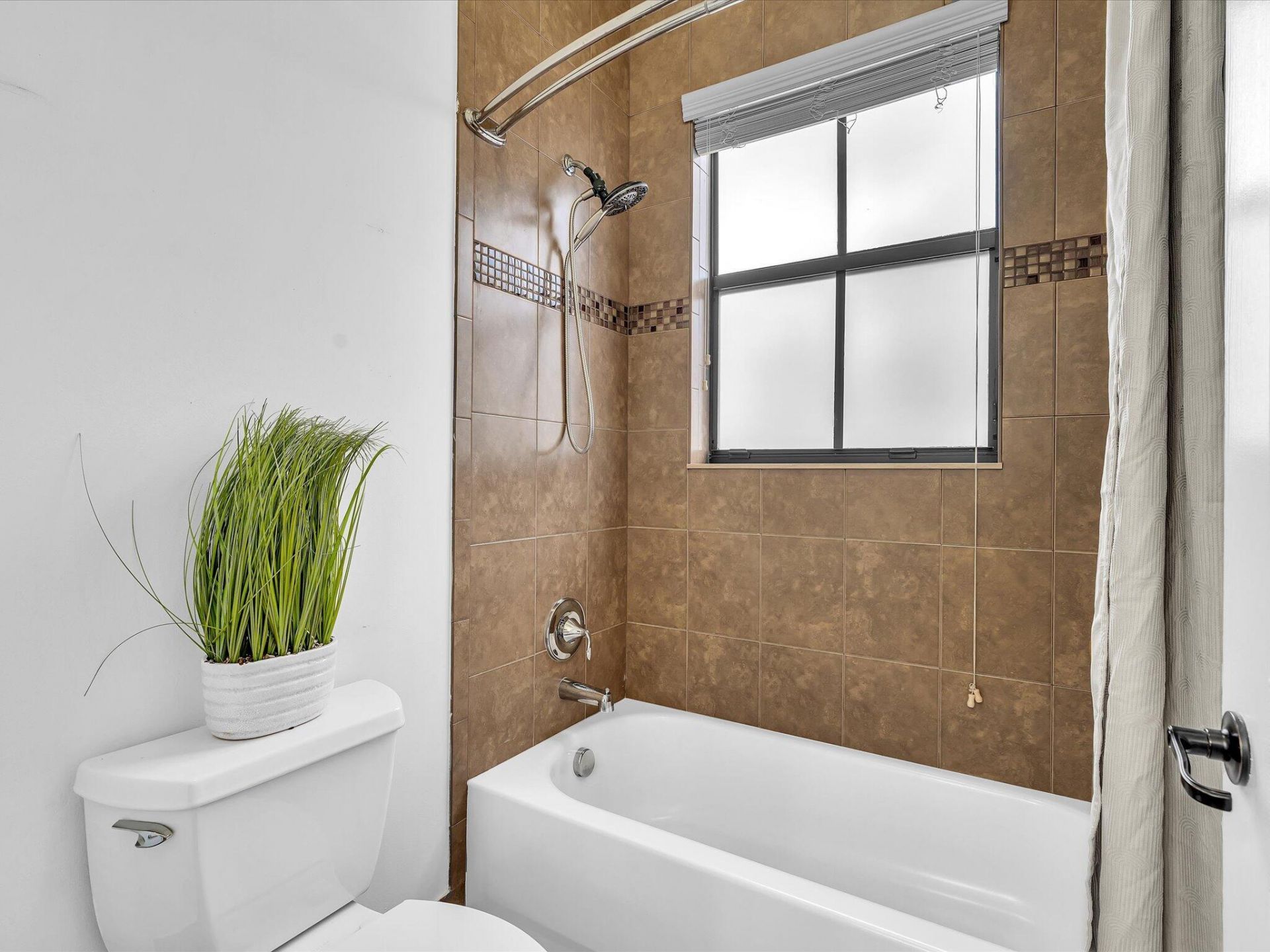 2680 NW 84th Way, Cooper City, FL 33024 Photo