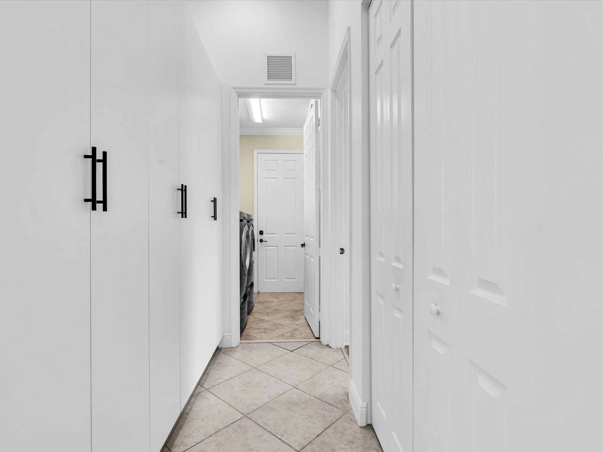 2680 NW 84th Way, Cooper City, FL 33024 Photo