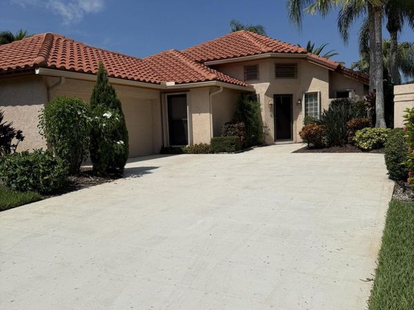 2963 SW MARIPOSA Circle, Palm City, FL 34990