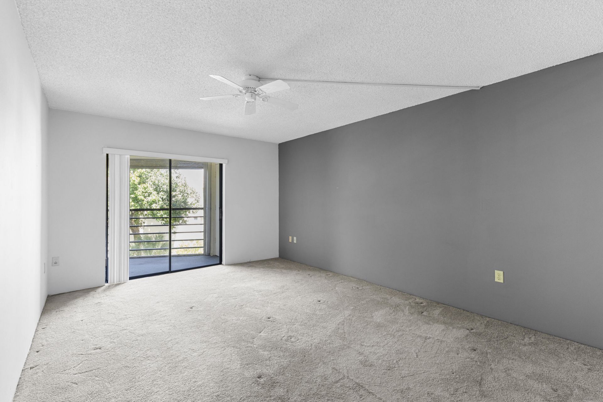 6555 W Broward Boulevard, Unit 409, Plantation, FL 33317 Photo