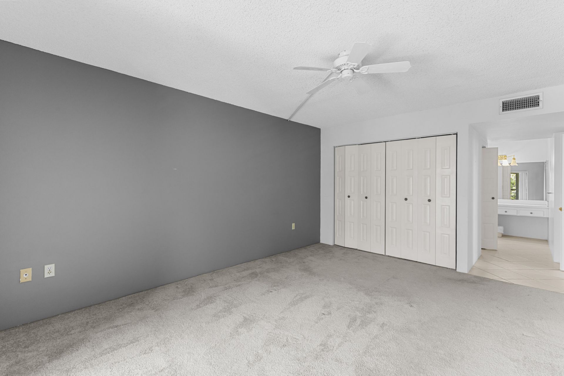 6555 W Broward Boulevard, Unit 409, Plantation, FL 33317 Photo