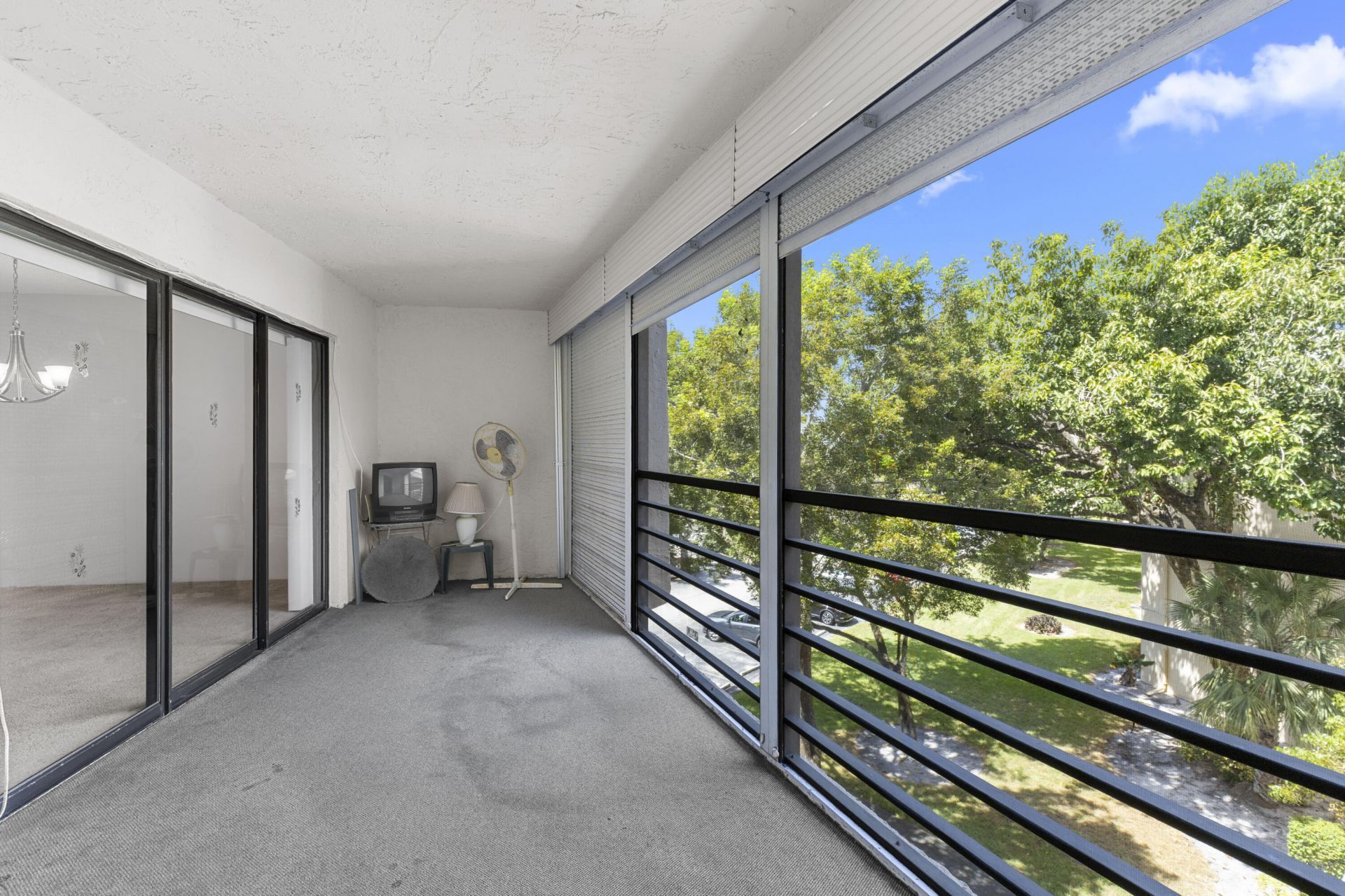 6555 W Broward Boulevard, Unit 409, Plantation, FL 33317 Photo
