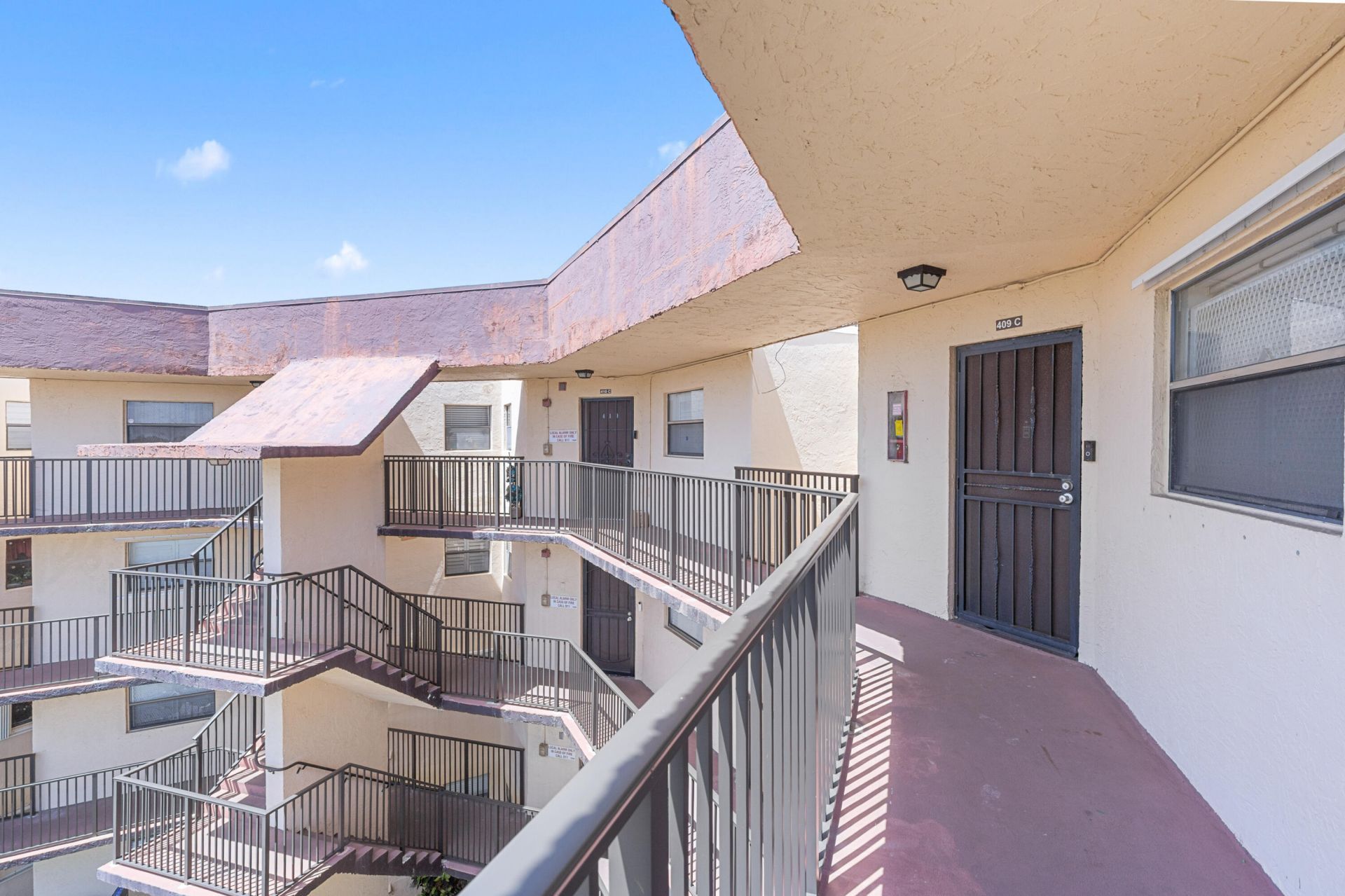 6555 W Broward Boulevard, Unit 409, Plantation, FL 33317 Photo