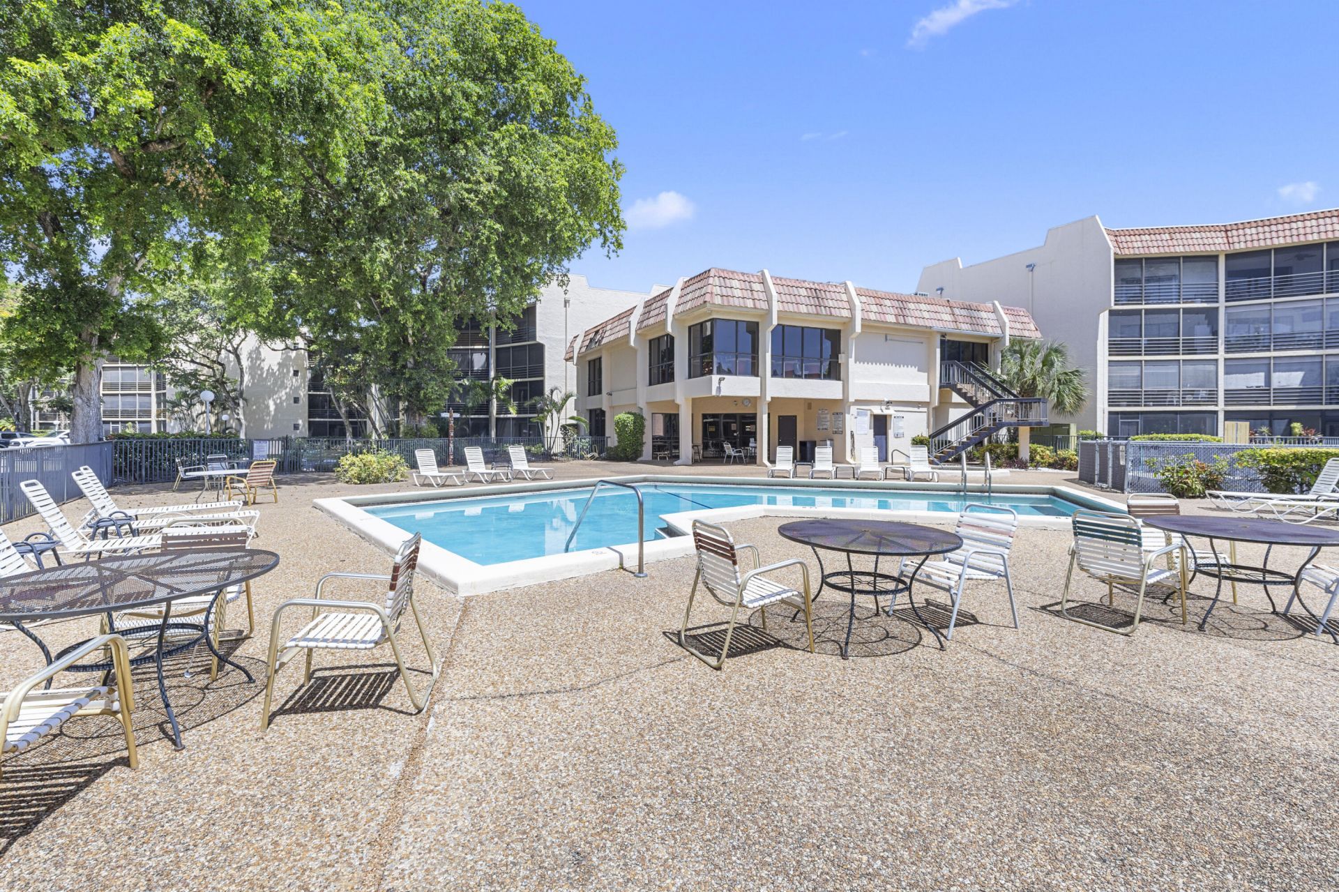 6555 W Broward Boulevard, Unit 409, Plantation, FL 33317 Photo