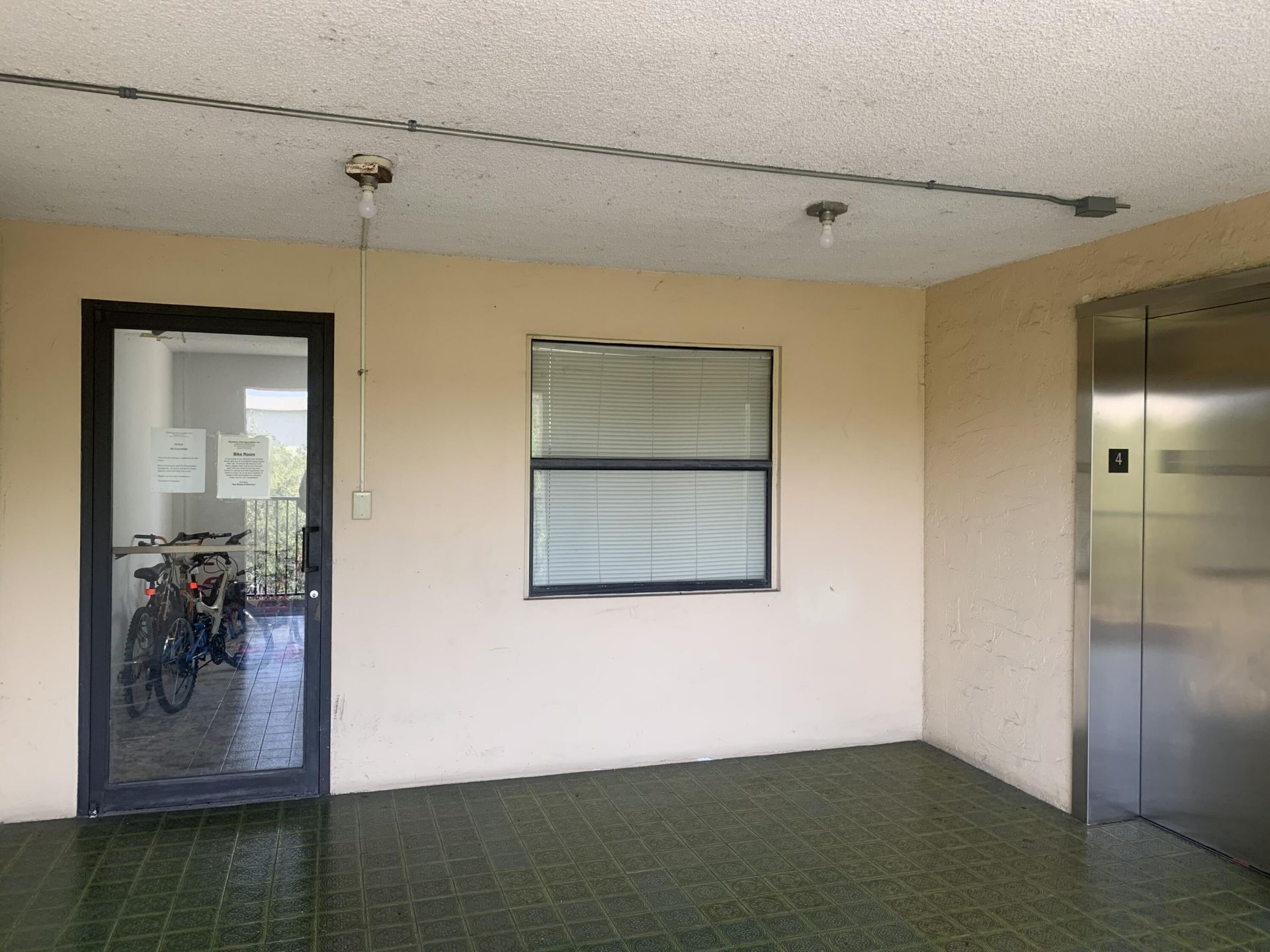 6555 W Broward Boulevard, Unit 409, Plantation, FL 33317 Photo