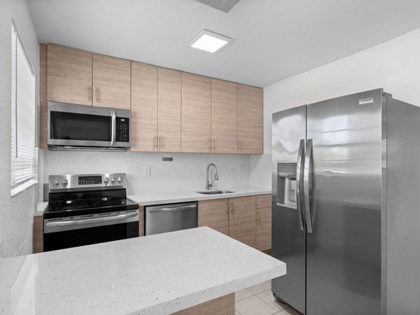 110 SE 2nd Street, Unit 103, Hallandale Beach, FL 33009
