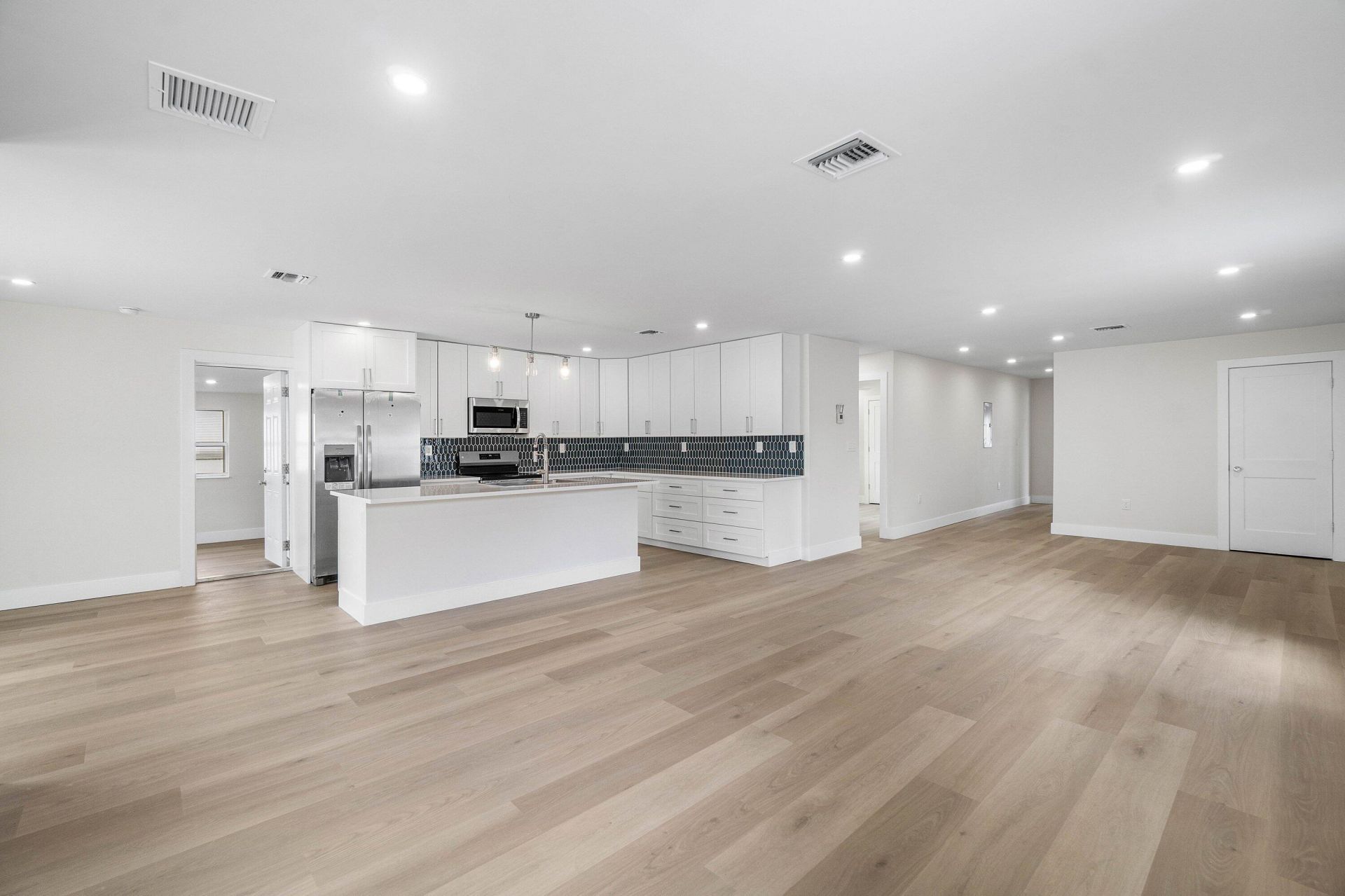 325 SW 8th Avenue, Delray Beach, FL 33444 Photo