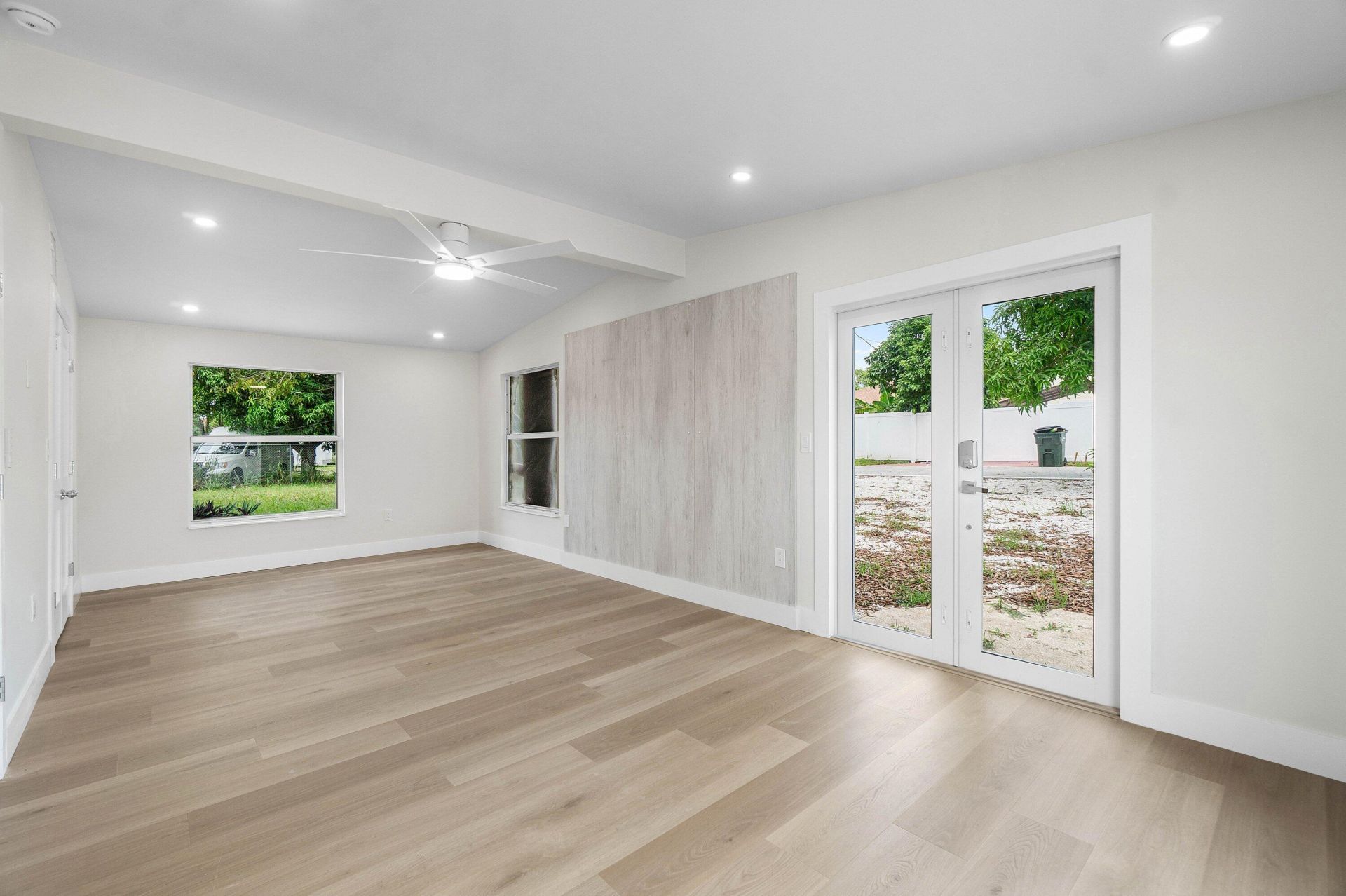 325 SW 8th Avenue, Delray Beach, FL 33444 Photo