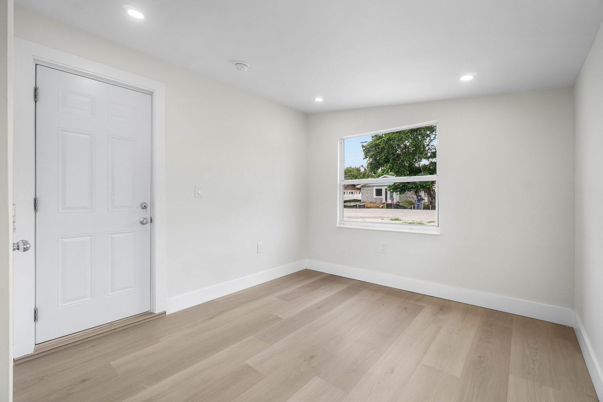 325 SW 8th Avenue, Delray Beach, FL 33444 Photo