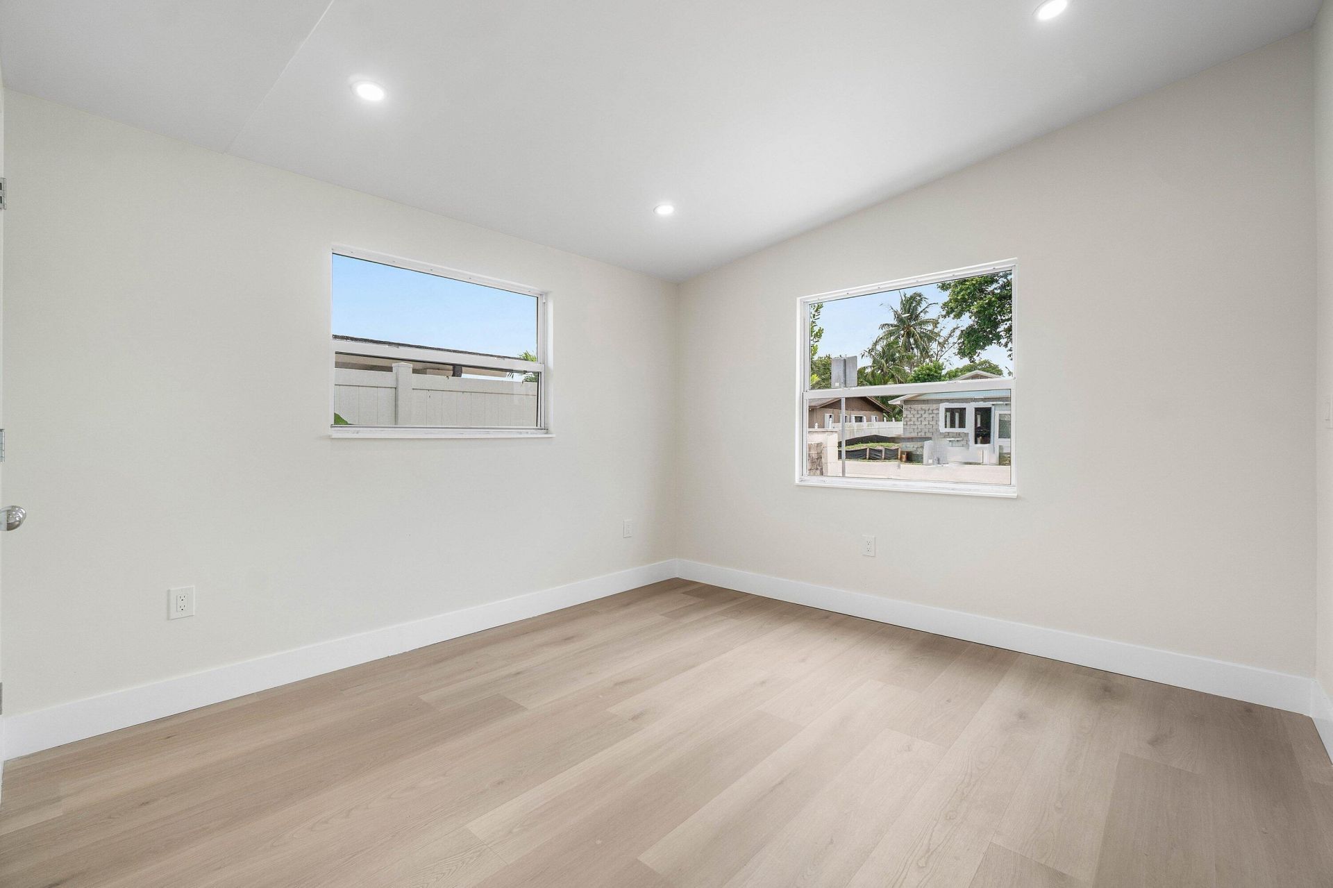 325 SW 8th Avenue, Delray Beach, FL 33444 Photo