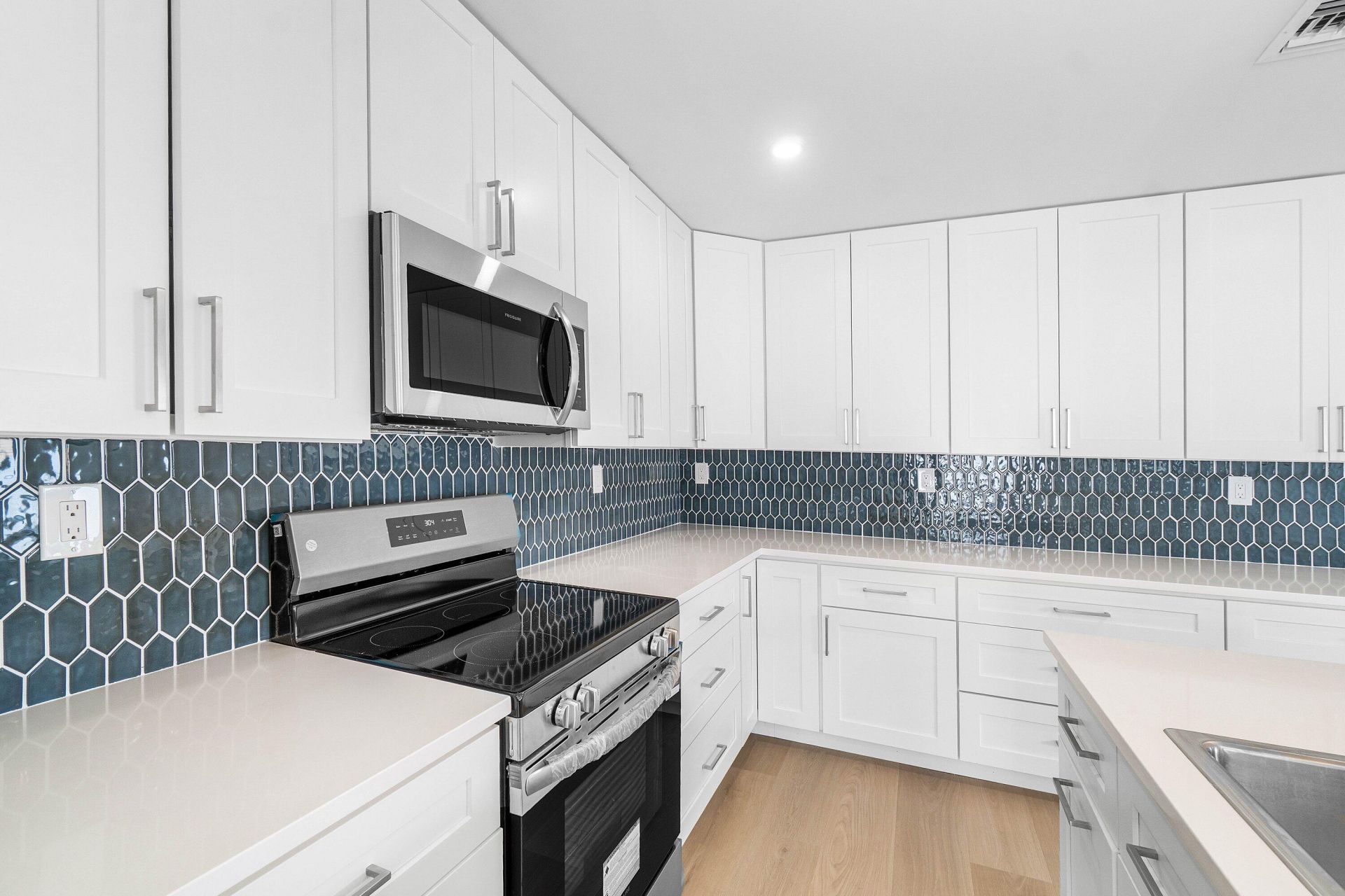 325 SW 8th Avenue, Delray Beach, FL 33444 Photo