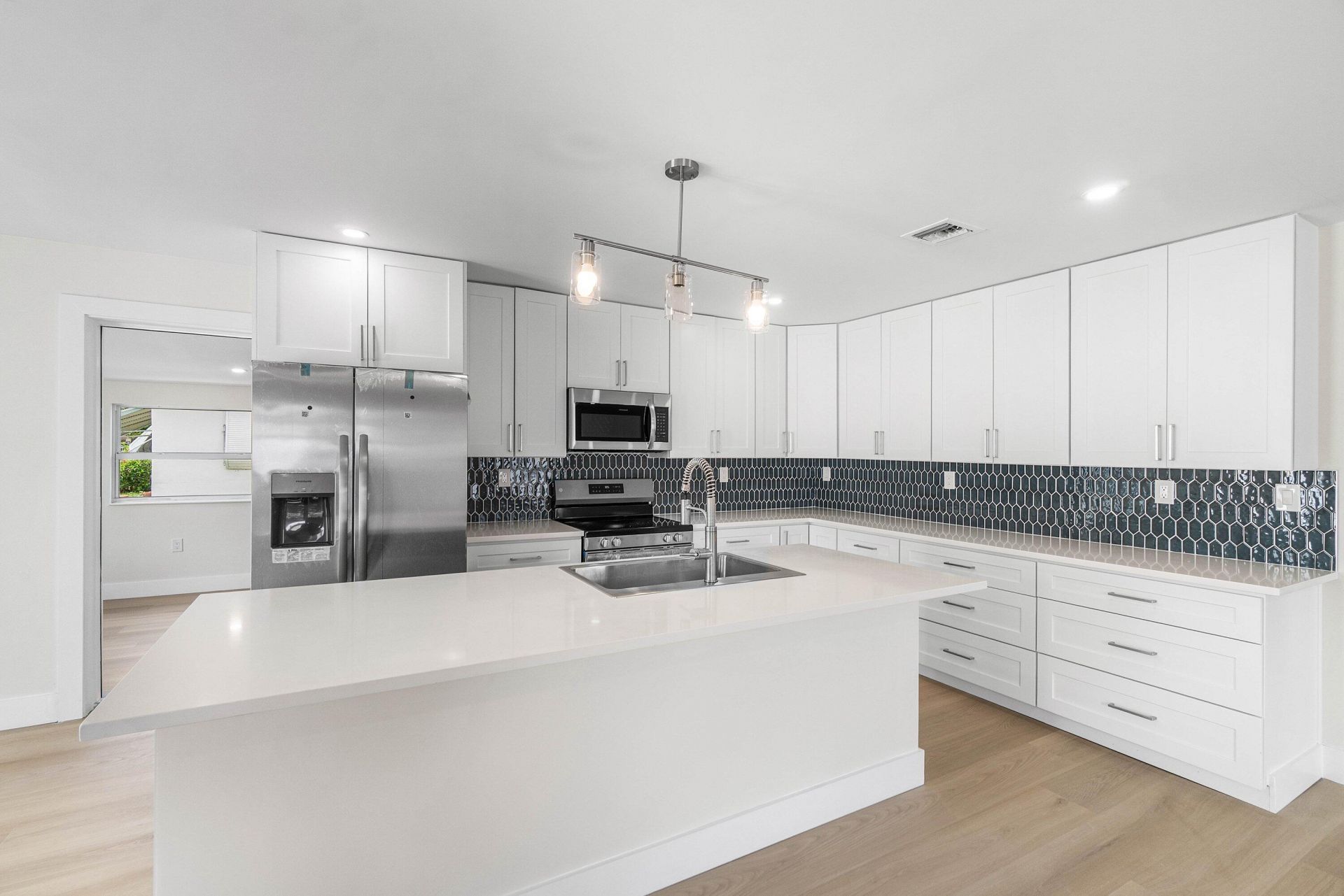325 SW 8th Avenue, Delray Beach, FL 33444 Photo