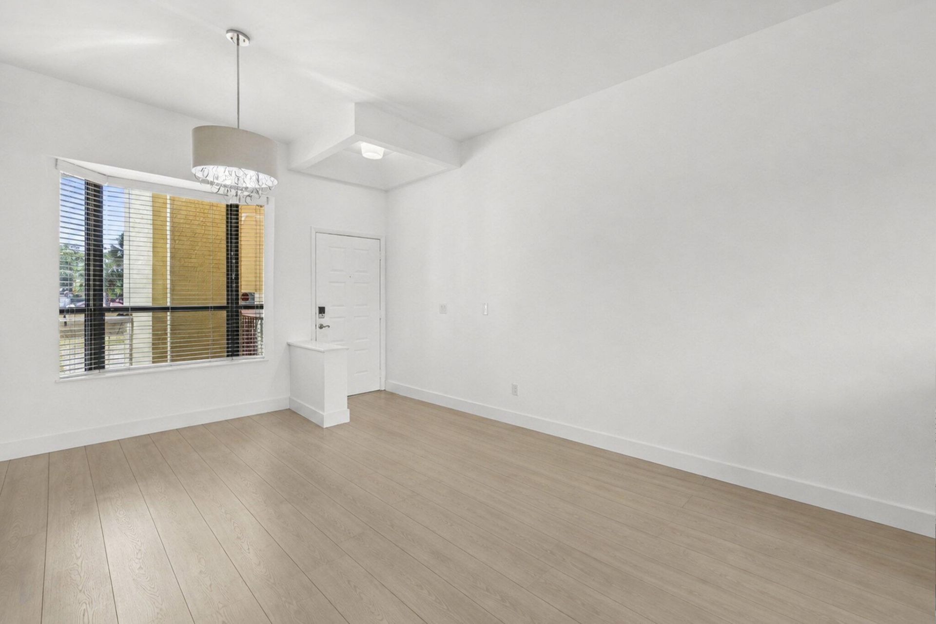7535 La Paz Boulevard, Unit 209, Boca Raton, FL 33433 Photo