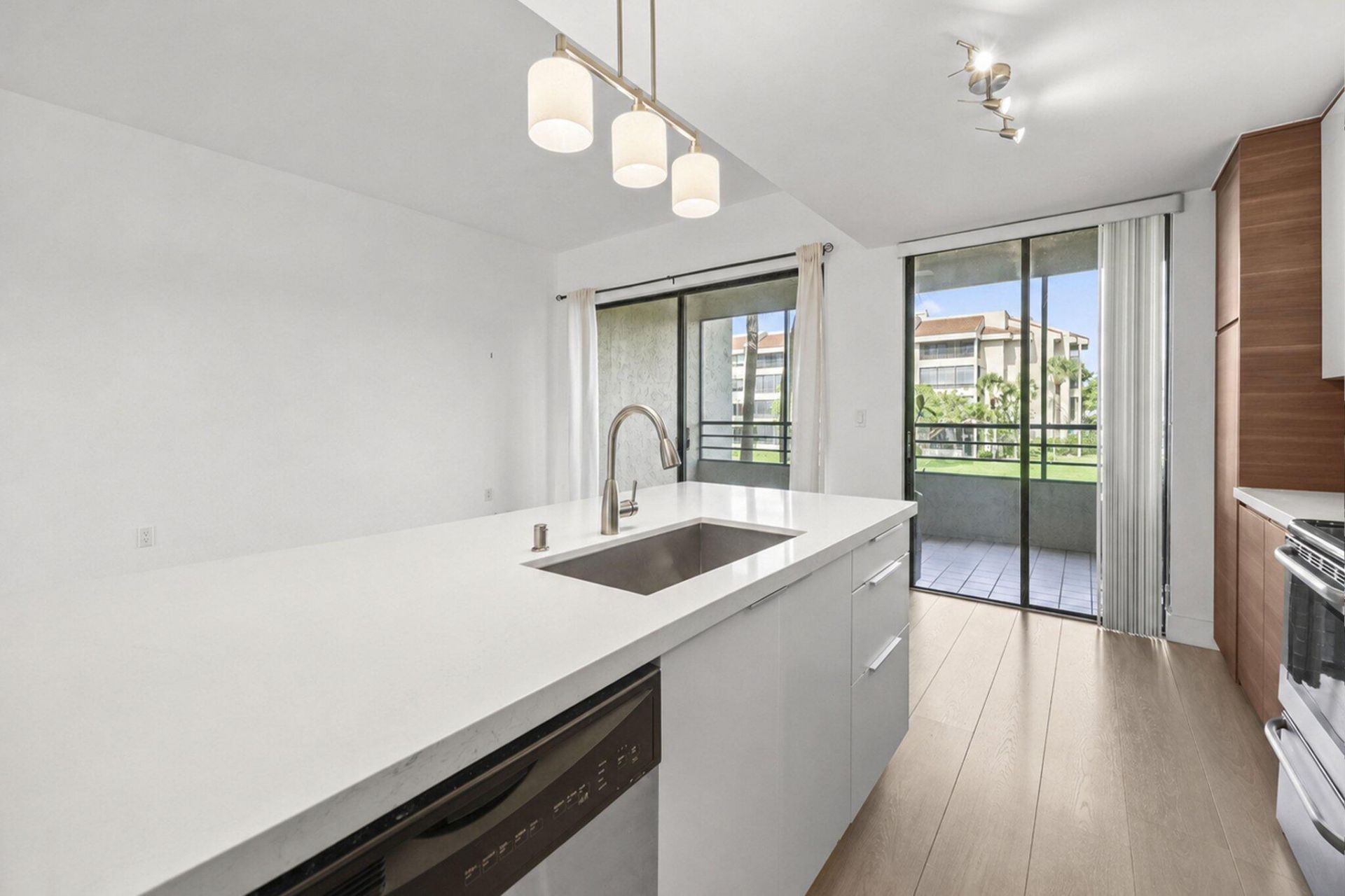 7535 La Paz Boulevard, Unit 209, Boca Raton, FL 33433 Photo