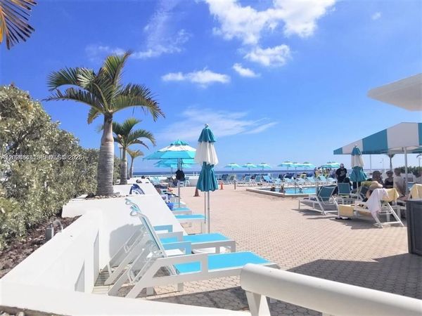 3140 S OCEAN Drive, Unit 210, Hallandale Beach, FL 33009