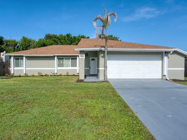 2410 SE Warwick Street, Port St. Lucie, FL 34984