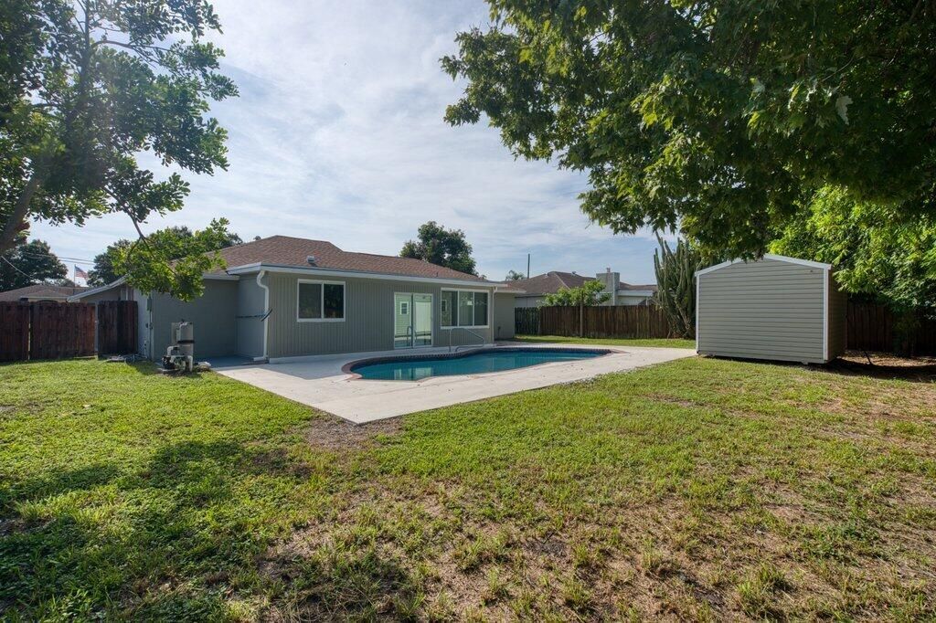 2410 SE Warwick Street, Port Saint Lucie, FL 34984 Photo