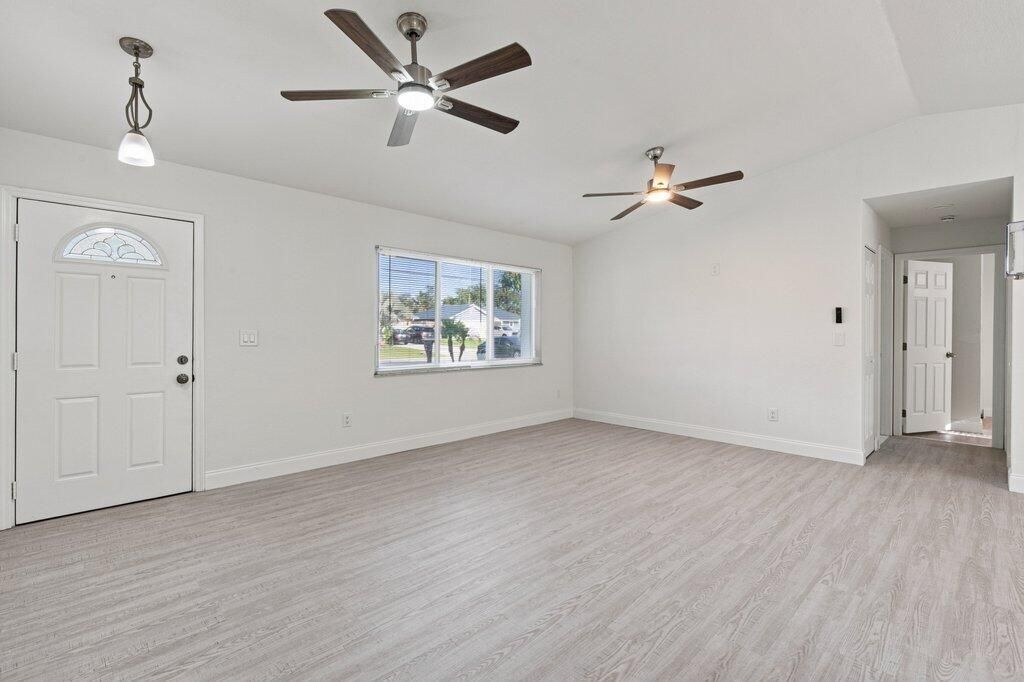 2410 SE Warwick Street, Port Saint Lucie, FL 34984 Photo