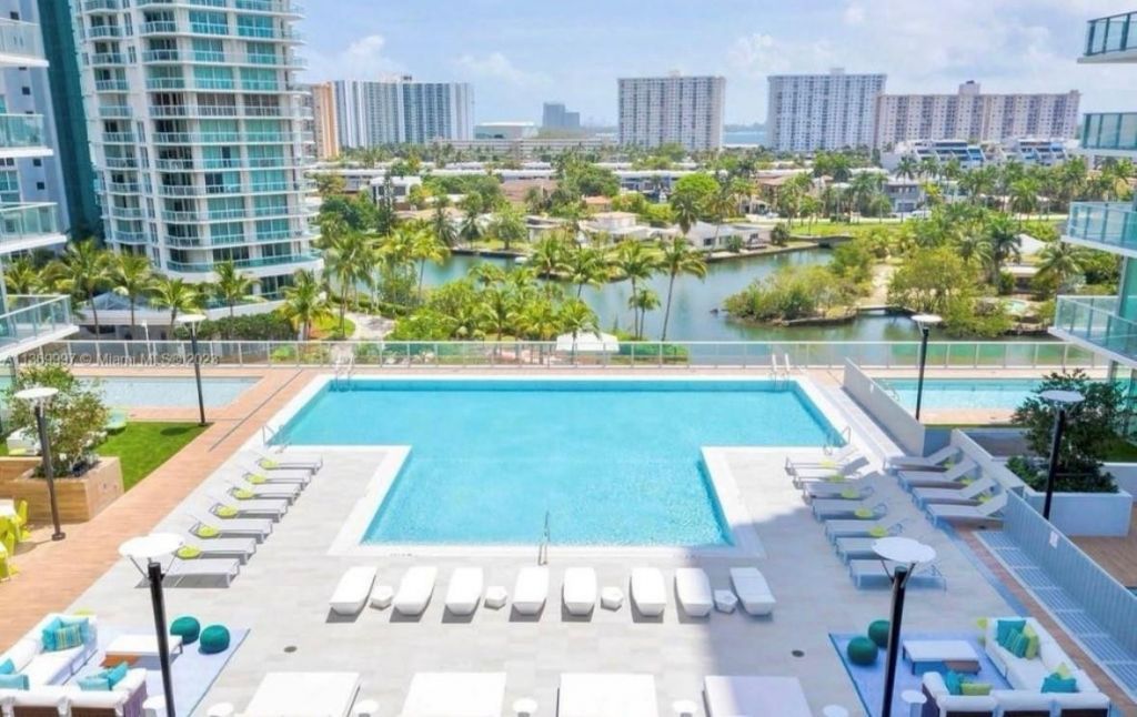 330 Sunny Isles Boulevard, Unit 5-504, Sunny Isles Beach, FL 33160 Photo